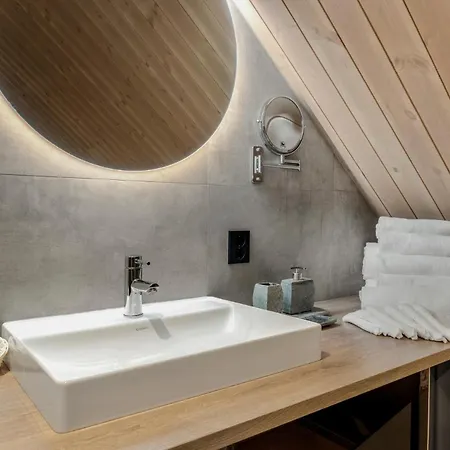 Wangen Apartman *