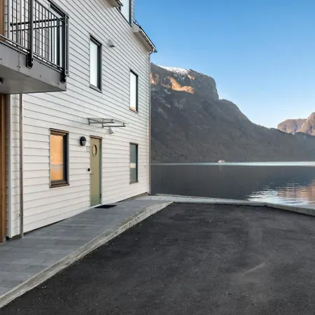 Wangen * Aurland