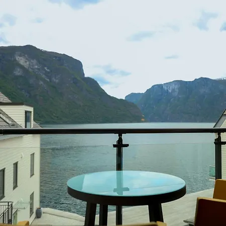 Wangen By Fjord 公寓 *